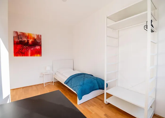 Shome Graz-ost I Self Check-in I Free Parking Apartmanhotel 4*