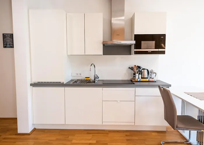 Shome Graz-ost I Self Check-in I Free Parking Apartmanhotel 4*